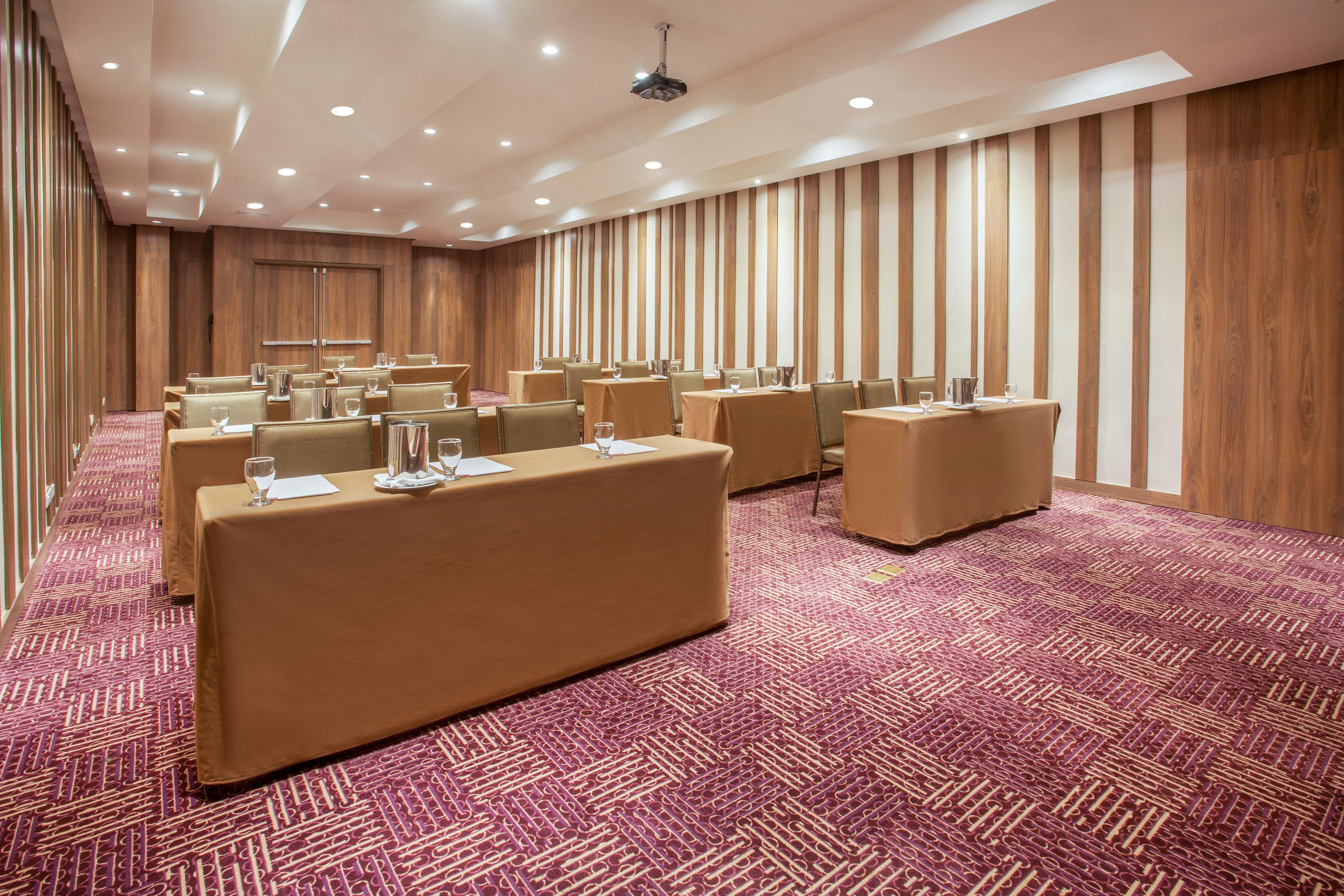 Crowne Plaza Airport By Ihg Hotel Tocumen Exterior photo