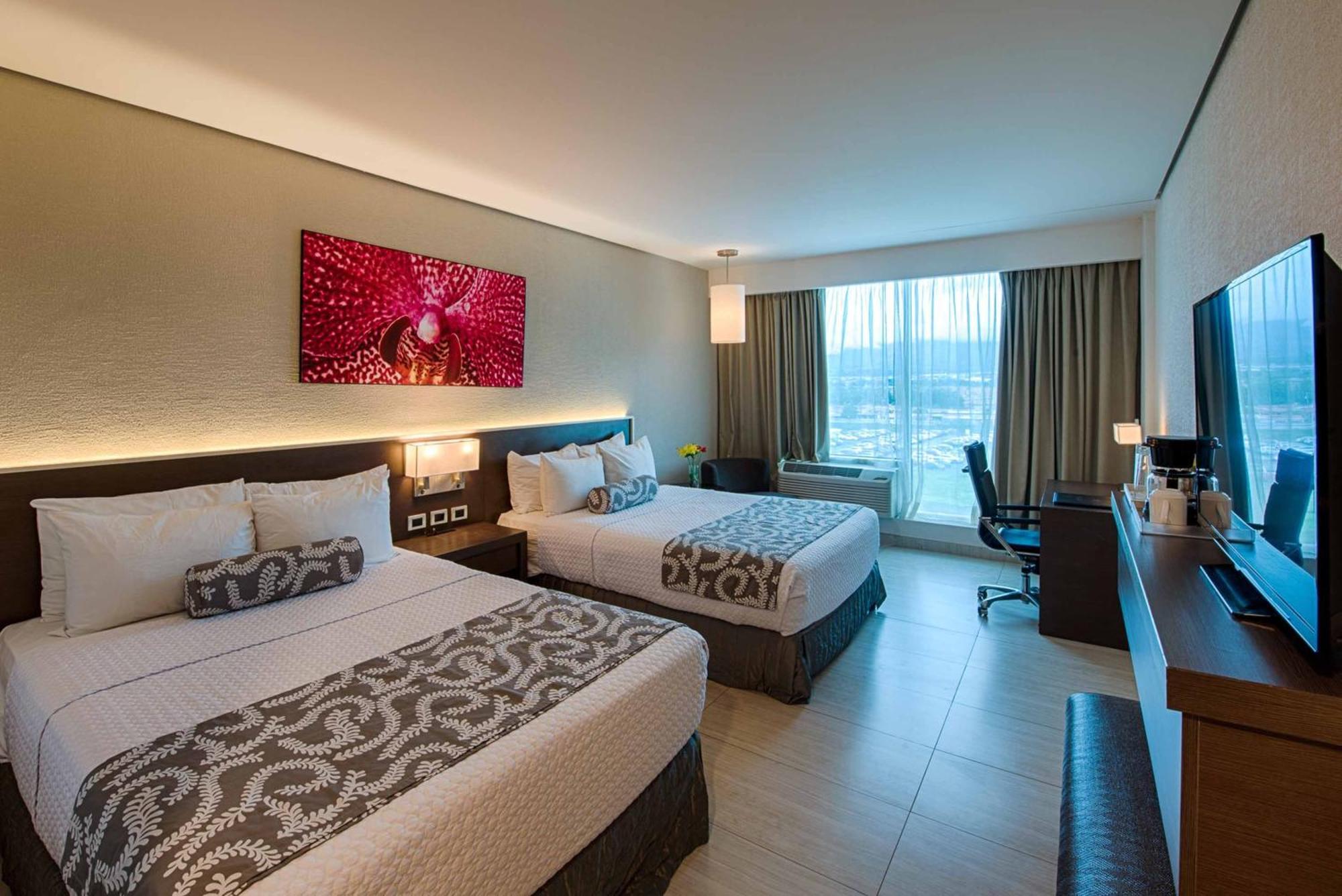 Crowne Plaza Airport By Ihg Hotel Tocumen Exterior photo